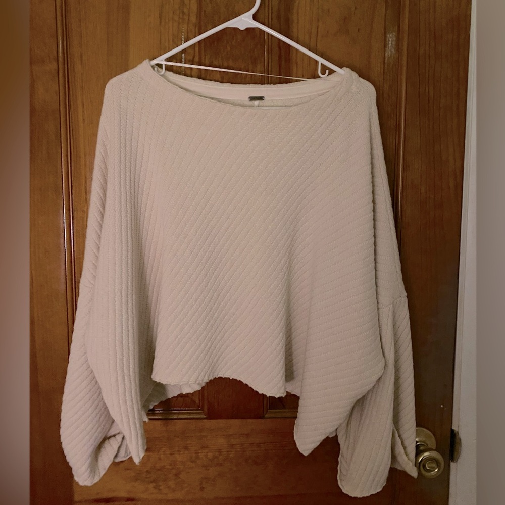 Free People Beach drop shoulder sweater, size XS